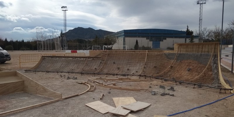 Lee más sobre el artículo El Skatepark aumentará la oferta deportiva en Caudete