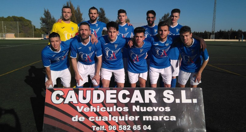 En este momento estás viendo El C.D. Caudetano ganó 2 – 1 al U.D. Campillo, mientras el Juvenil perdió 4 – 1 frente al Balompédica de Albacete