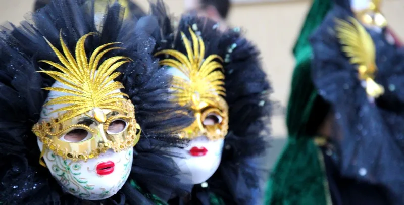 Lee más sobre el artículo Fotos del Gran Desfile de Carnaval 2019