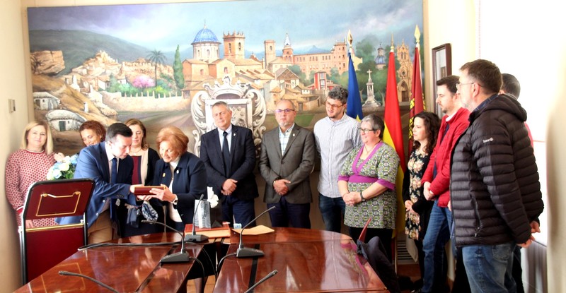 Lee más sobre el artículo Hoy se ha homenajeado a Elisa Pagán, primera alcaldesa de Caudete