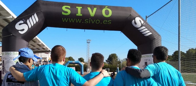 Lee más sobre el artículo Jóvenes atendidos en el centro de acogida Alácera de Caudete participaron activamente en la 4ª Convivencia Deportiva Solidaria