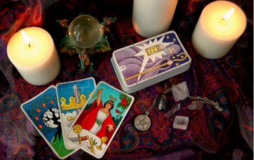 Lee más sobre el artículo El sorprendente mundo de la videncia y el tarot