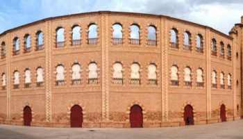 La plaza de toros de Caudete disfrutará de una iluminación especial en su fachada para aumentar su atractivo visual