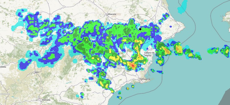 En este momento estás viendo Se recomienda extremar las precauciones ante la llegada de nuevas lluvias a Caudete durante la tarde