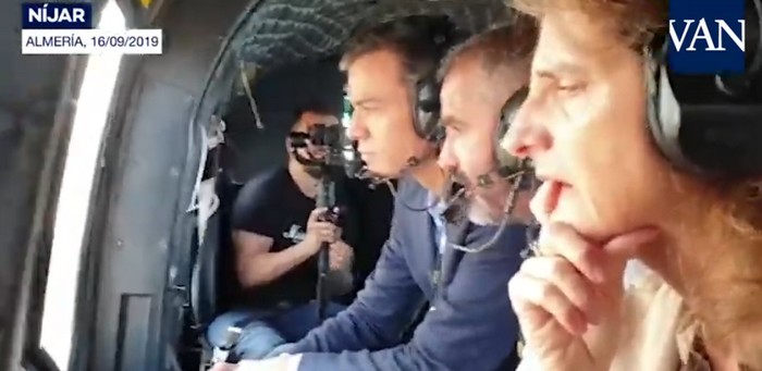 En este momento estás viendo El Presidente del Gobierno en funciones, Pedro Sánchez, ha sobrevolado esta mañana Caudete para ver in situ los efectos del temporal