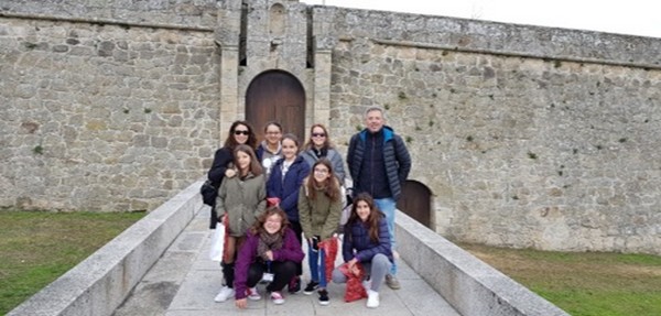 En este momento estás viendo Alumnas y profesores del colegio Gloria Fuertes realizaron una movilidad del proyecto Erasmus+ en Portugal