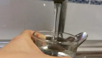 El Ayuntamiento prohíbe beber agua de la red municipal hasta nueva orden