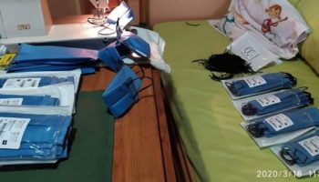 Un grupo de caudetanas se suma a la iniciativa de coser mascarillas pero, por el momento, no disponen de suficiente tejido quirúrgico
