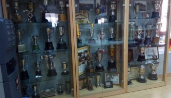 Los trofeos del atleta Antonio Amorós se podrán contemplar en la Ciudad Deportiva que lleva su nombre