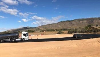 El inicio de la rotonda de la A-33 situada junto a Crisnova supondrá nuevos desvíos de tráfico