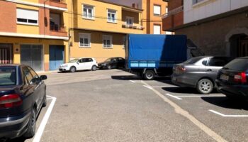 La calle Madrid y la Plaza de las Almas contarán con nueve aparcamientos tras la reforma que se está llevando a cabo