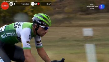 Héctor Sáez participa en la segunda escapada de la etapa de hoy de la Vuelta a España