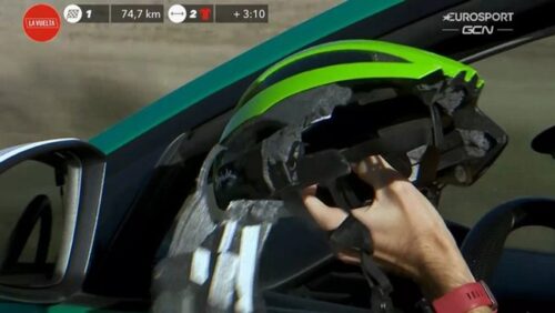 Lee más sobre el artículo El casco de Héctor Sáez evitó una tragedia en La Vuelta, pero el caudetano ya no pudo terminar la etapa de ayer