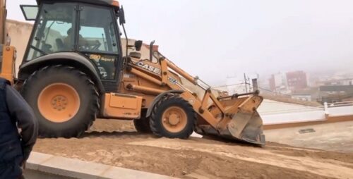 Lee más sobre el artículo Las obras municipales se centran estos días en Santa Ana y en la renovación de la acera situada junto al Colegio ‘Alcázar y Serrano’