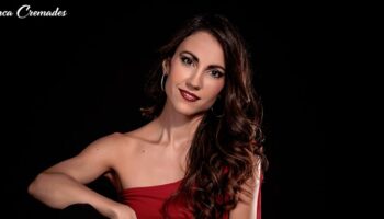La cantautora de raíces caudetanas Blanca Cremades lanza una campaña de micromecenazgo para publicar su primer disco