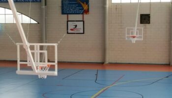 Se han instalado canastas abatibles en la Ciudad Deportiva para mejorar la seguridad