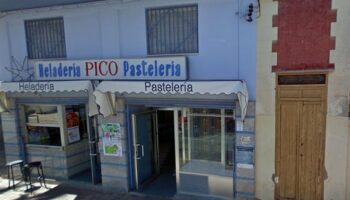 La pasada noche han entrado a robar en la Pastelería Picó de Caudete