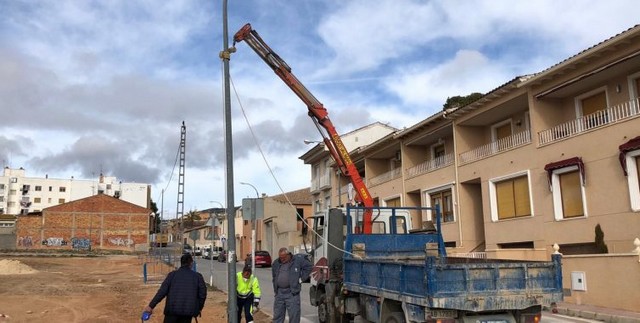 Lee más sobre el artículo El Ayuntamiento está realizando obras para mejorar la accesibilidad en la Avenida Las Jornetas