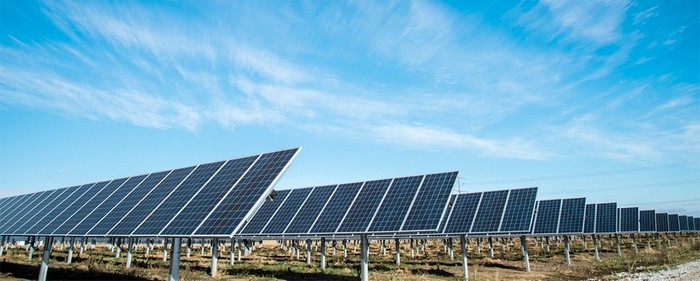 Lee más sobre el artículo Ecologistas en Acción rechaza la línea de alta tensión de plantas de energía fotovoltaica que pasará por Caudete