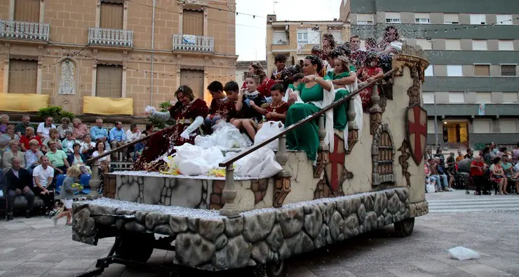 Lee más sobre el artículo La Comparsa de Guerreros suspende sus actividades para este año tras la cancelación de las Fiestas 2021