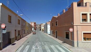 La calle La Huerta cambia el sentido de circulación desde hoy