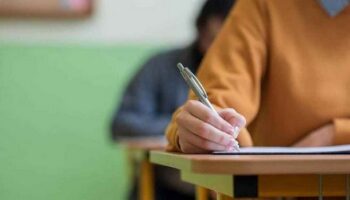 Abierto el plazo extraordinario de matriculación de alumnado para el Curso 2021/2022 del Aula de Educación de Personas Adultas de Caudete