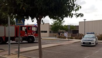 Un cortocircuito causa un pequeño incendio en el Centro de Salud de Caudete