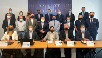 Grupo Softpiel, de Caudete, recibe el galardón a la Empresa Exportadora en los Premios San Juan 2021