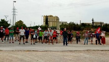 Los trabajadores y trabajadoras de Crisnova votan a favor de iniciar paros y movilizaciones tras rechazar la propuesta de la empresa
