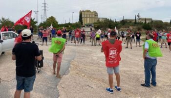 La plantilla de Crisnova sigue en su lucha por un convenio colectivo