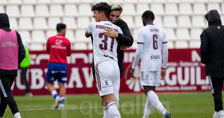 Lee más sobre el artículo Rubén Cantero gana con el Albacete en su debut liguero frente al Algeciras