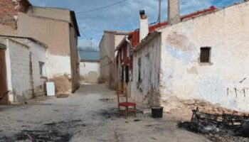Los vecinos de la calle San Cayetano se sienten abandonados por el Ayuntamiento de Caudete