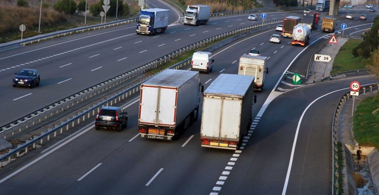 Lee más sobre el artículo El Comité Nacional del Transporte por Carretera (CNTC) ha desconvocado el paro patronal para los días 20, 21 y 22 de diciembre