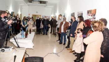 La concejal de Bienestar Social y el presidente de la Plataforma inauguraron las Jornadas del Voluntariado y Derechos Humanos de Caudete