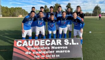 Gran victoria del C.D. Caudetano por 2-1 ante el segundo clasificado, La Solana C.F.
