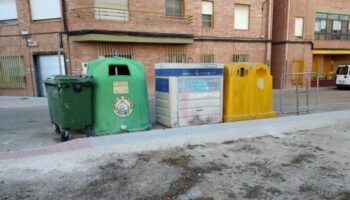TÚpatria denuncia la falta de mantenimiento e higiene de los contenedores de basura de Caudete