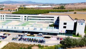 Nueva vacunación masiva en el Hospital de Almansa para la tercera dosis contra el Covid-19