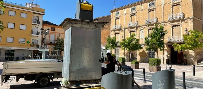 Lee más sobre el artículo El Ayuntamiento ha iniciado la reparación de los contenedores soterrados