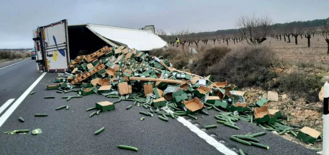 accidente camion caudete digital