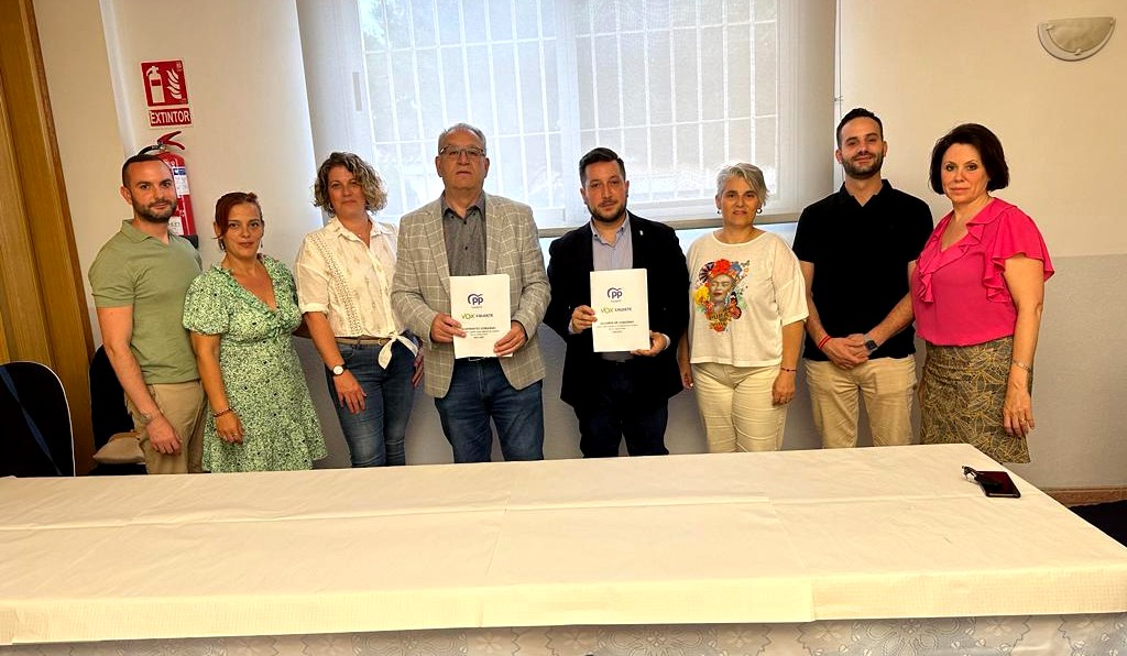 firma pacto pp vox caudete digital