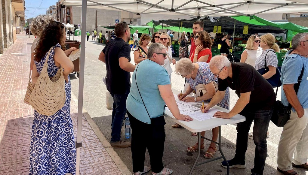 recogida firmas contra biogas caudete digital