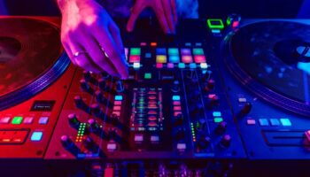 mesa mezclas dj caudete digital