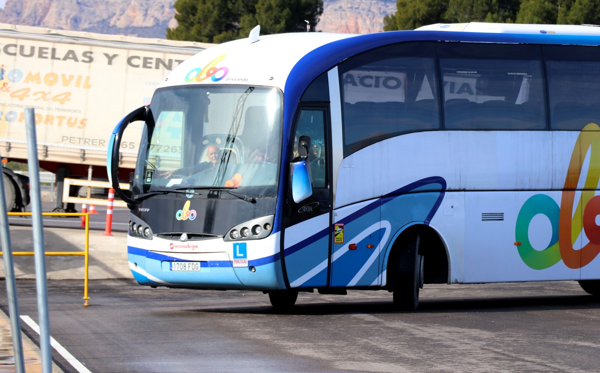 Autoescuela Tercero Formacion Cursos Camion y Autobus 1