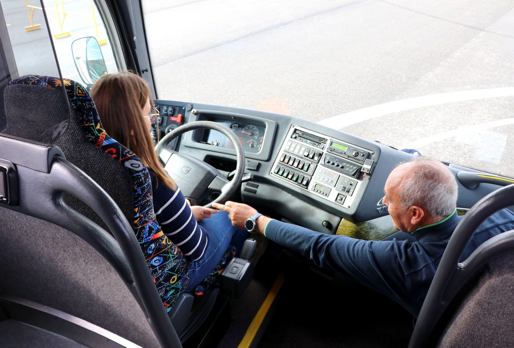 Autoescuela Tercero Formacion Cursos Camion y Autobus 6