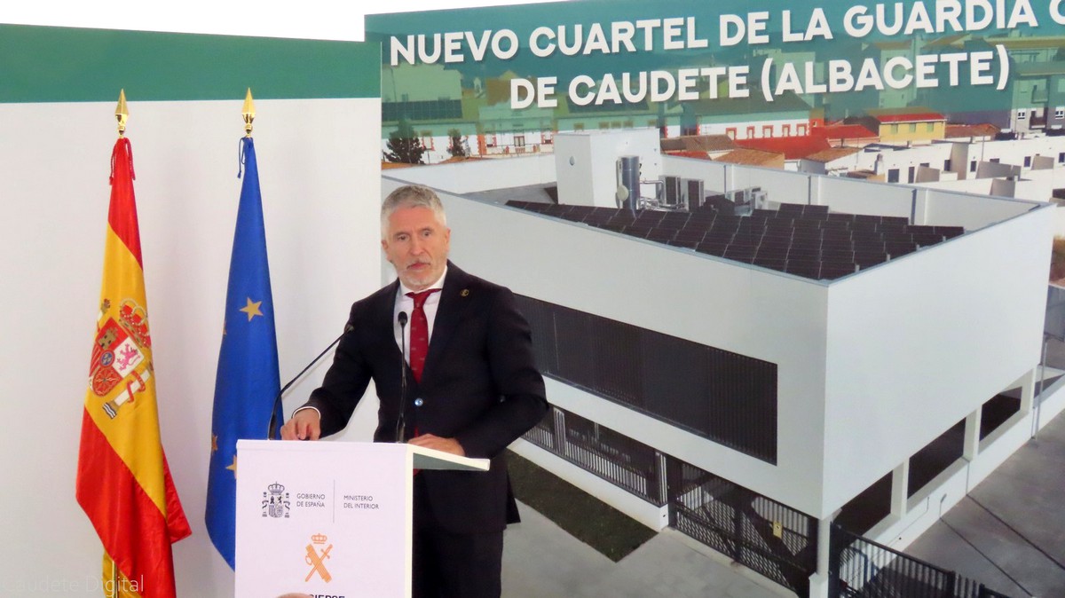 marlaska inaugura cuartel caudete digital