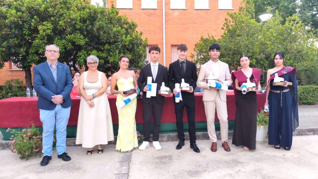 reconocimiento estudiantes caudete digital