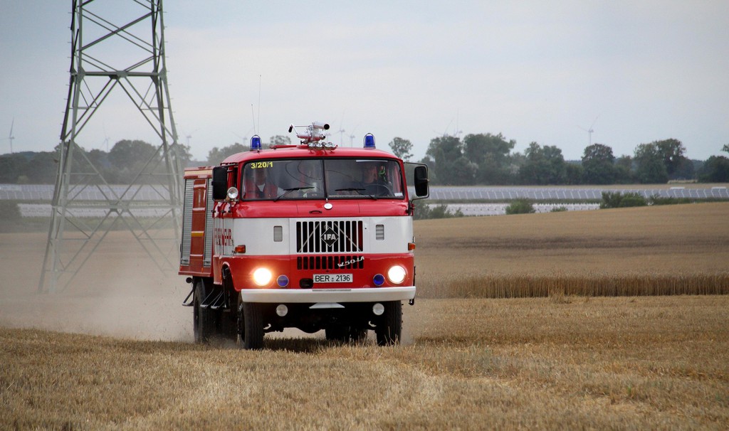 caudetedigital.com.Los pequeños transportistas de Albacete se enfrentan al tacógrafo obligatorio en furgonetas2