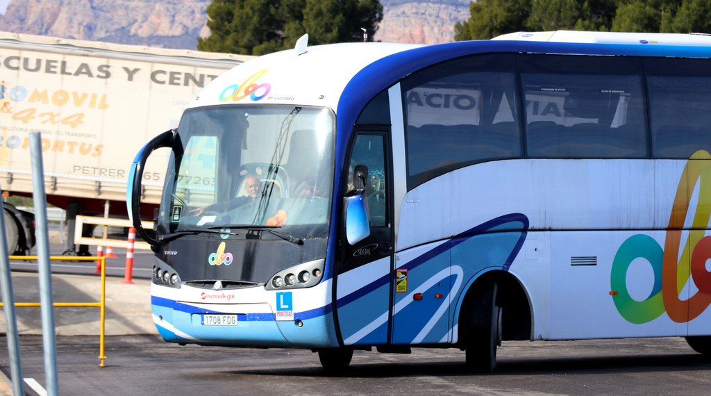 Autoescuela Tercero Formación Cursos Camión y Autobús 1